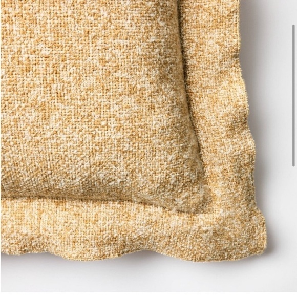 Oversized Heather Square Throw Pillow Threshold designed with studio McGee NWT - Picture 3 of 6